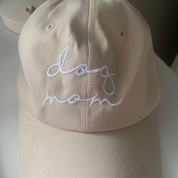 Brand New Beige Dog Mom Cap - Picture 1 of 2